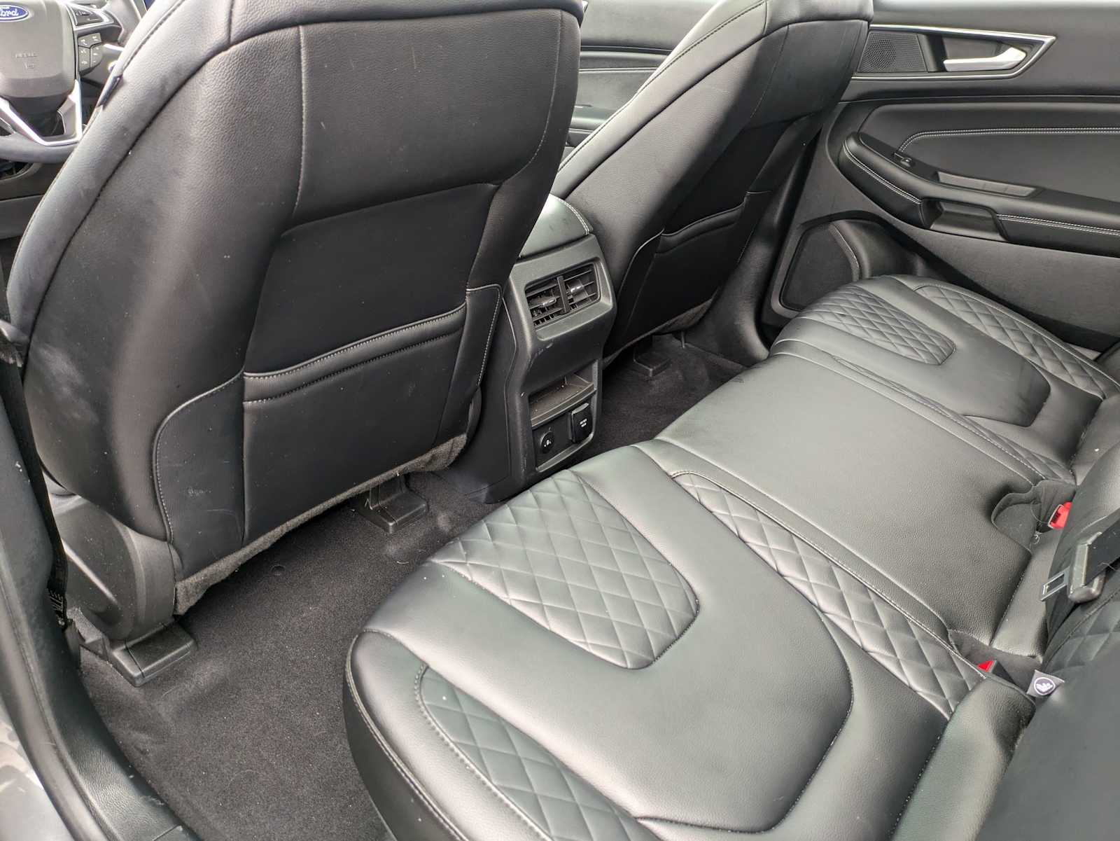 Thumbnail: 2023 Ford Edge - 17