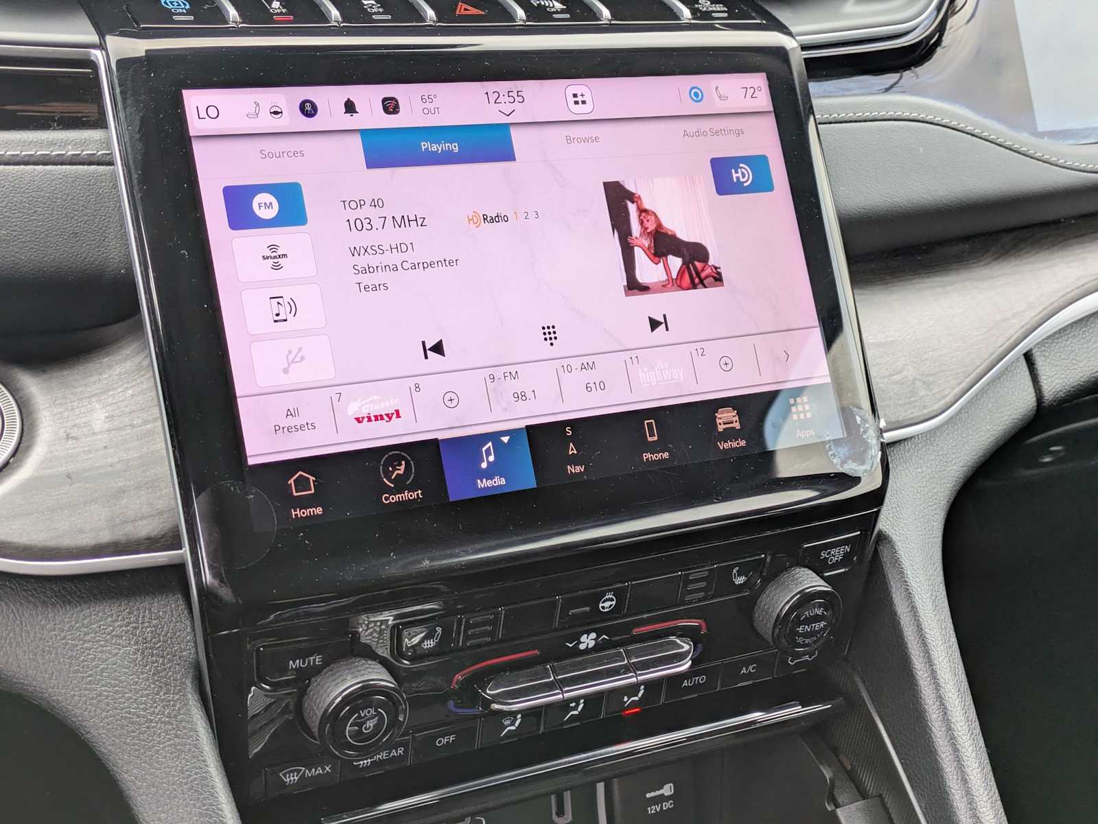 Thumbnail: 2024 Jeep Grand Cherokee - 28