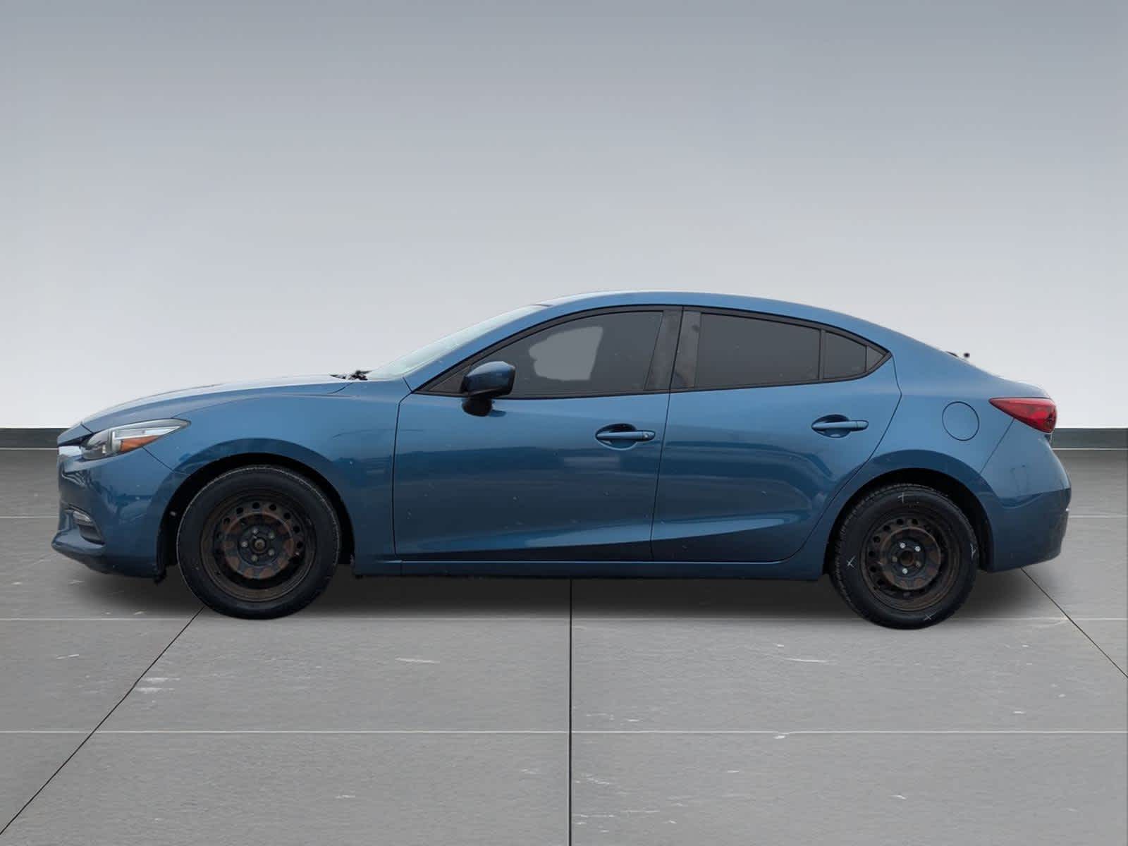 Thumbnail: 2018 Mazda Mazda3 - 3