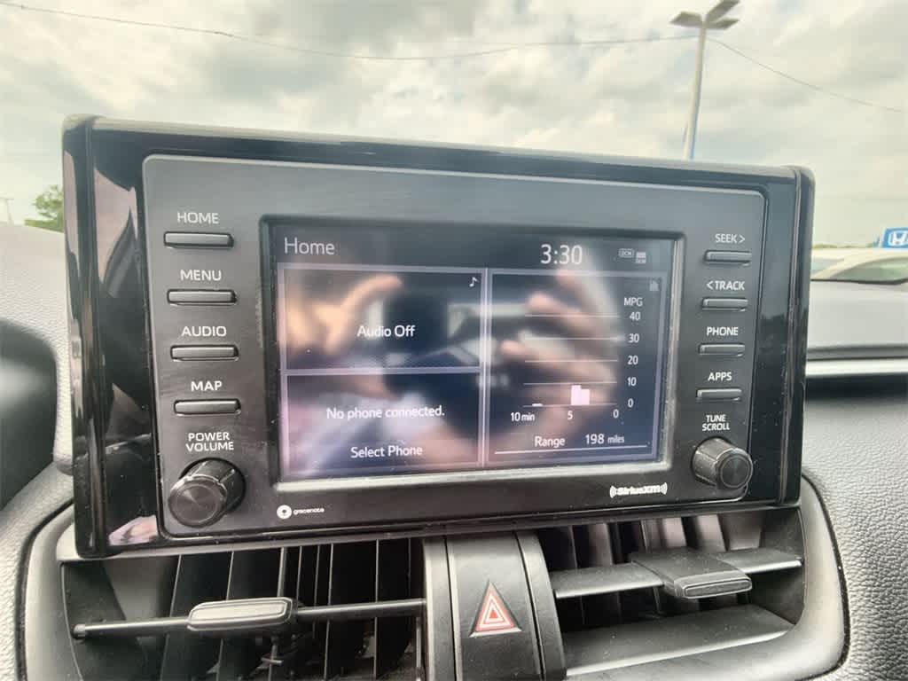 2021 Toyota RAV4 XLE 29