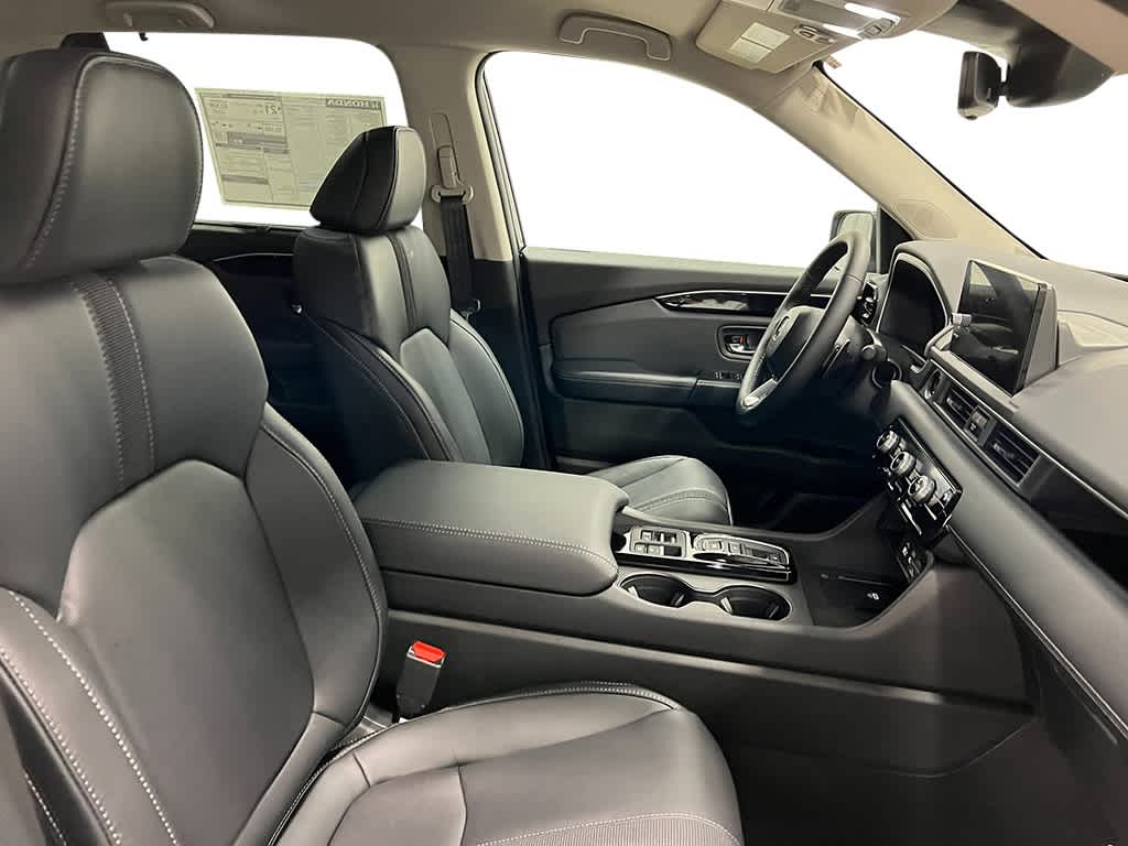 Thumbnail: 2025 Honda Pilot - 37
