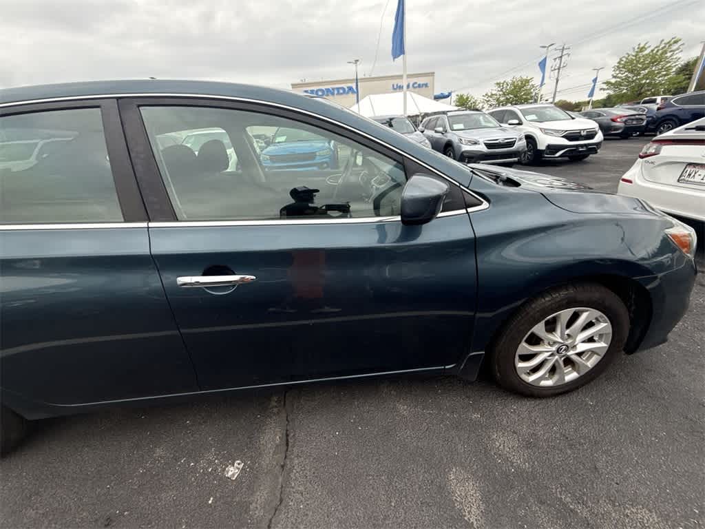 2016 Nissan Sentra SV 8