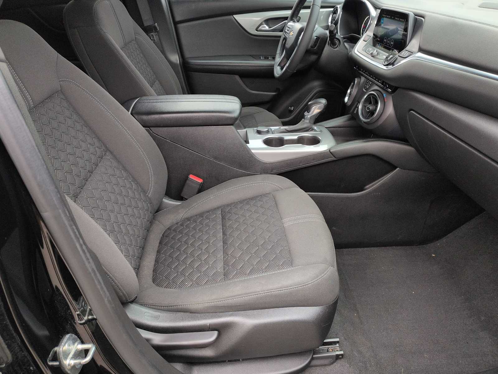 Thumbnail: 2019 Chevrolet Blazer - 21