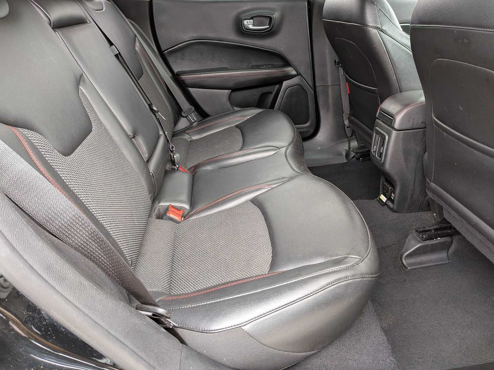 Thumbnail: 2021 Jeep Compass - 18