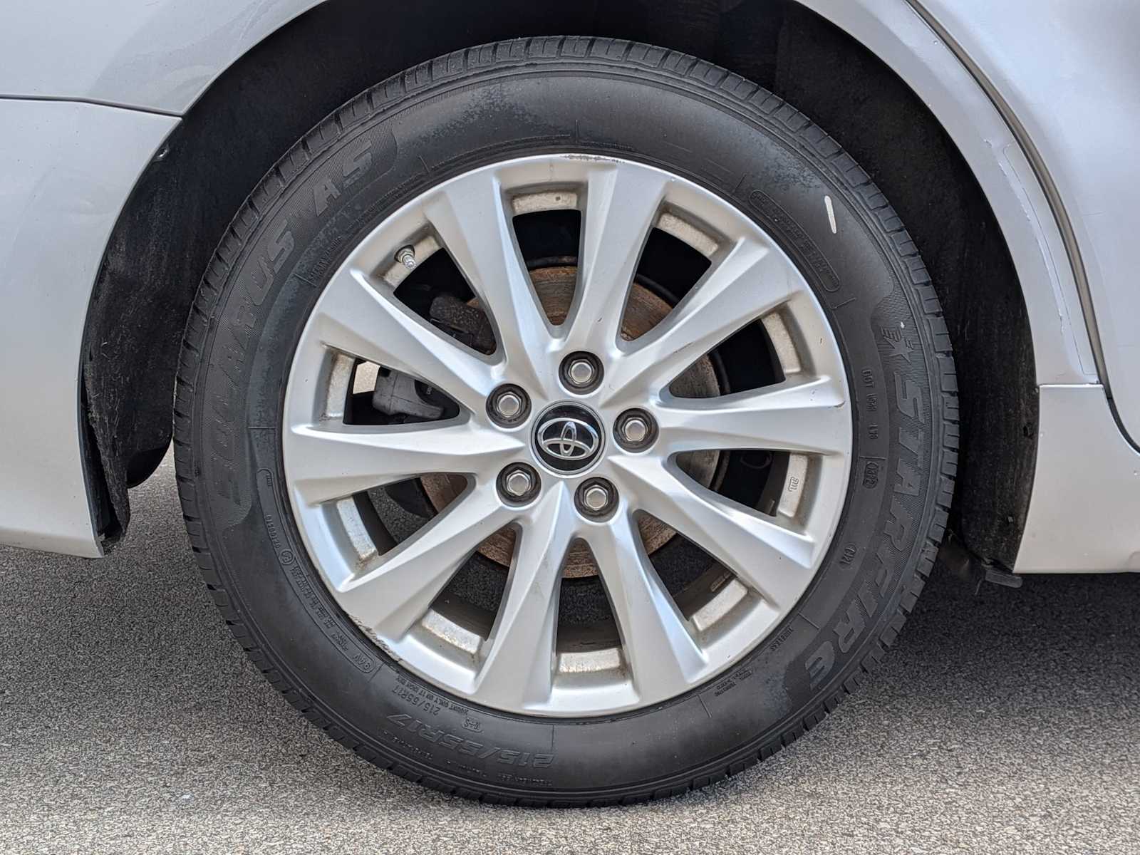 Thumbnail: 2018 Toyota Camry - 12