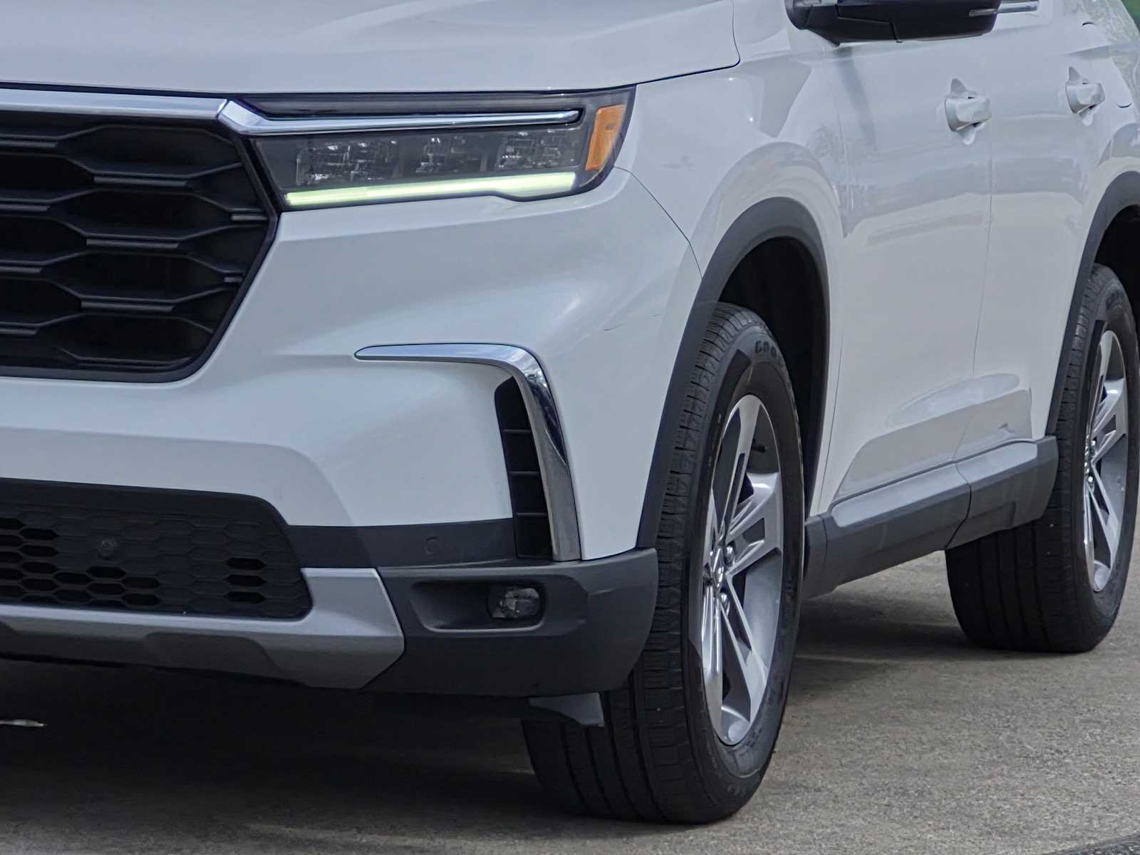 Thumbnail: 2025 Honda Pilot - 12