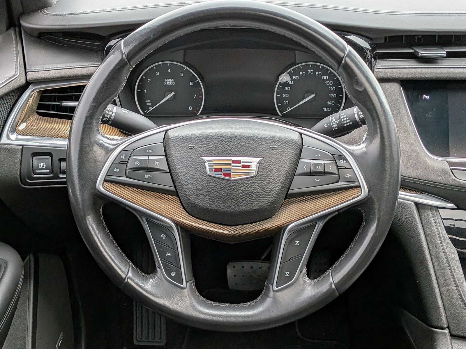 Thumbnail: 2017 Cadillac XT5 - 23