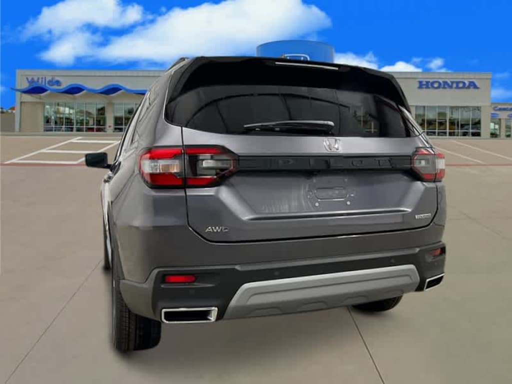 New 2025 Honda Pilot Touring SUV