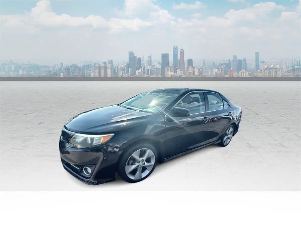 2014 Toyota Camry L -
                  Waukesha, WI