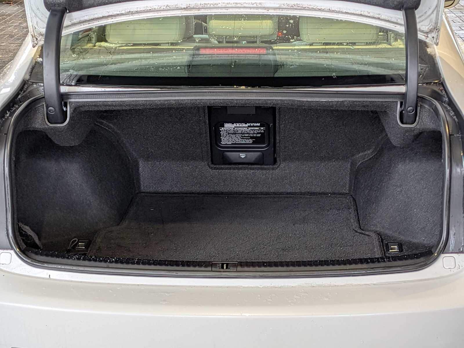 Thumbnail: 2012 Lexus IS - 32