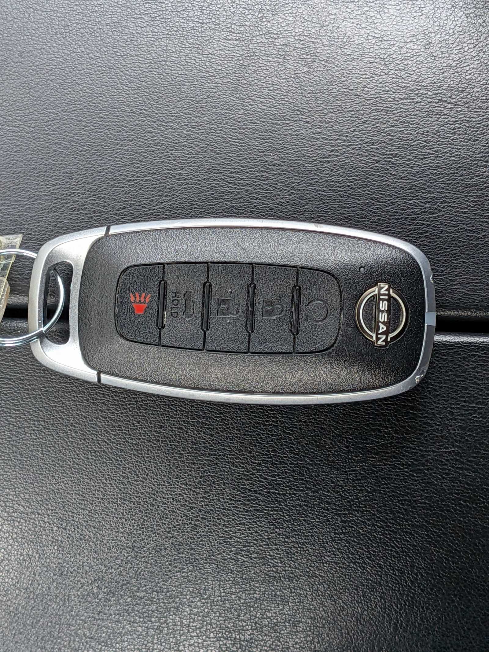 Thumbnail: 2025 Nissan Rogue - 32