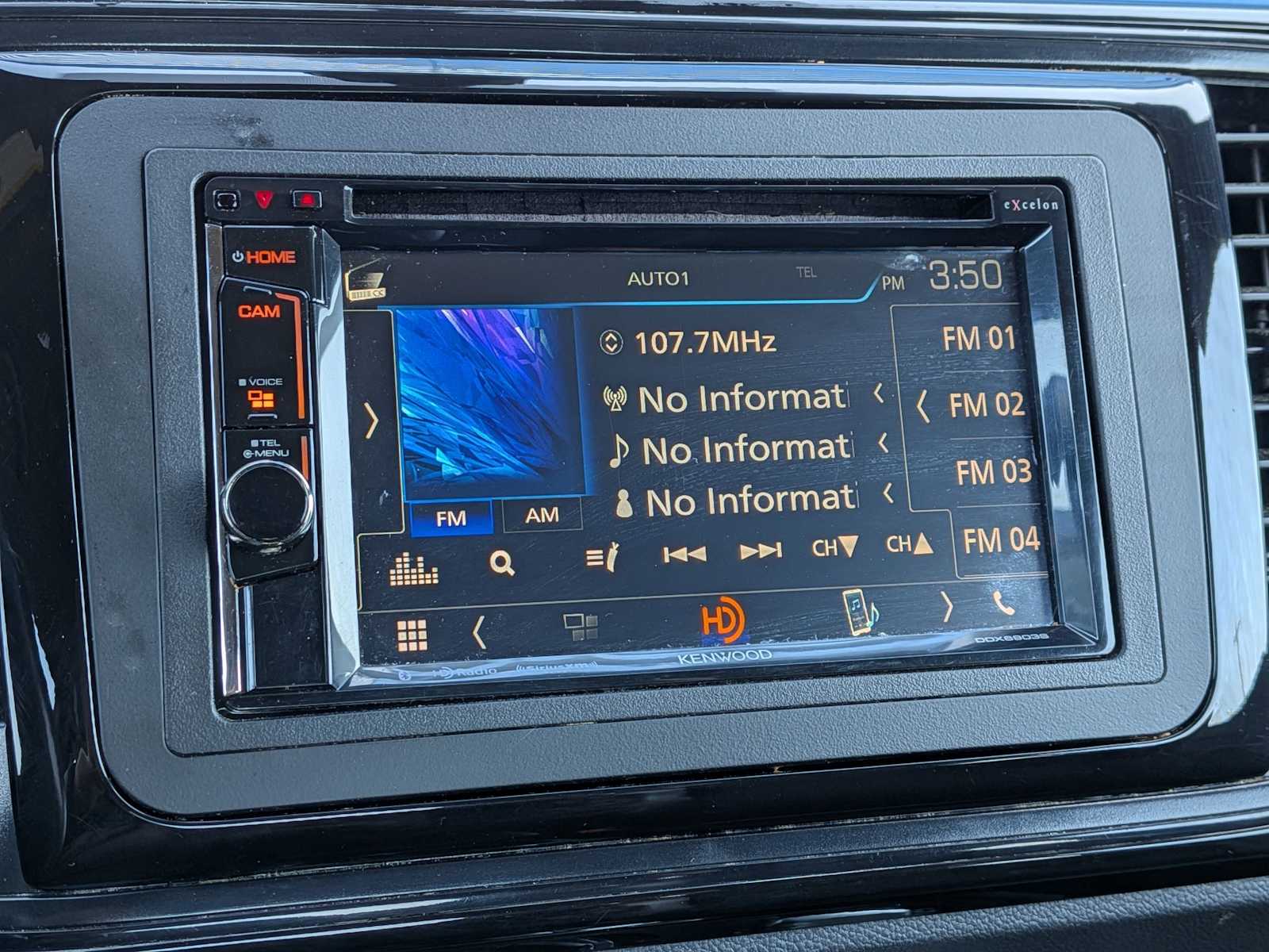 Thumbnail: 2016 Volkswagen Beetle - 23