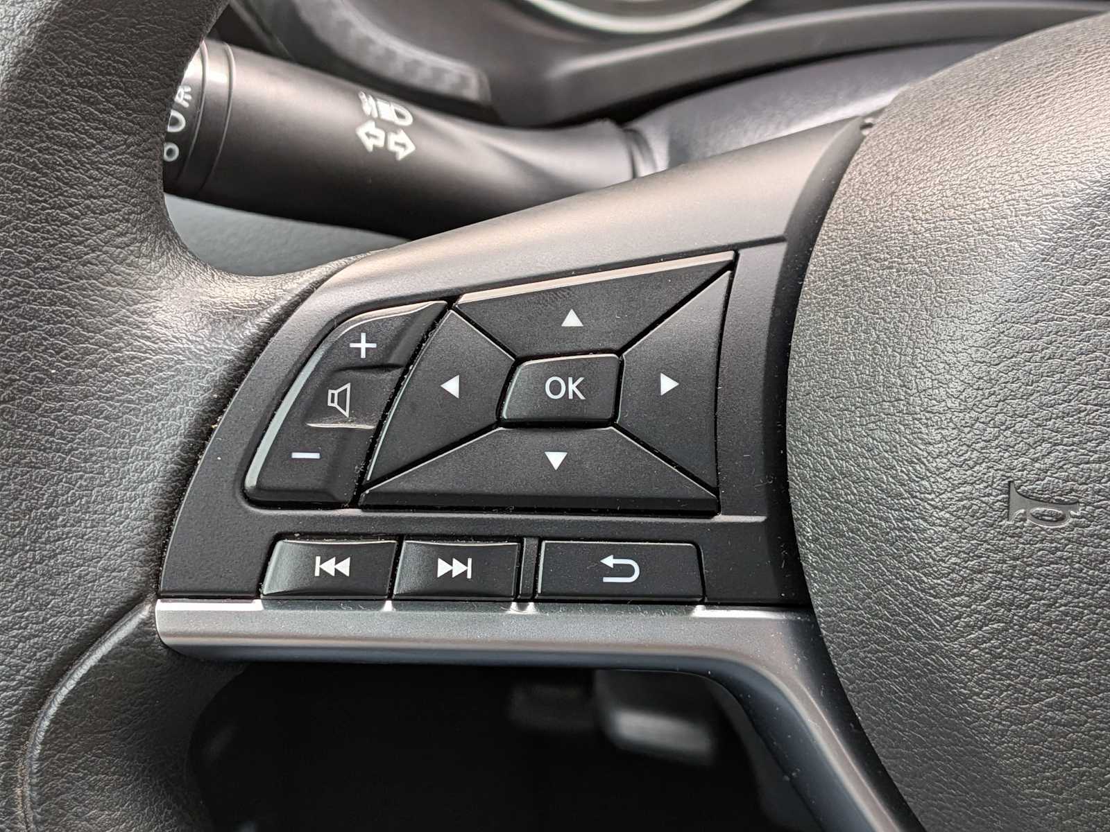 Thumbnail: 2020 Nissan Sentra - 22