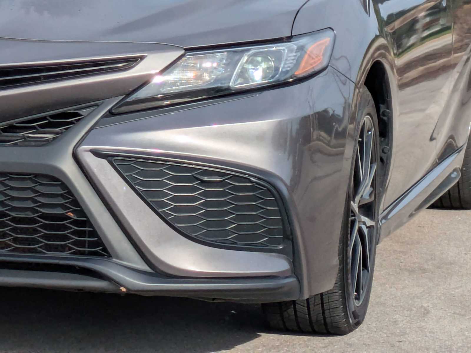 Thumbnail: 2023 Toyota Camry - 10