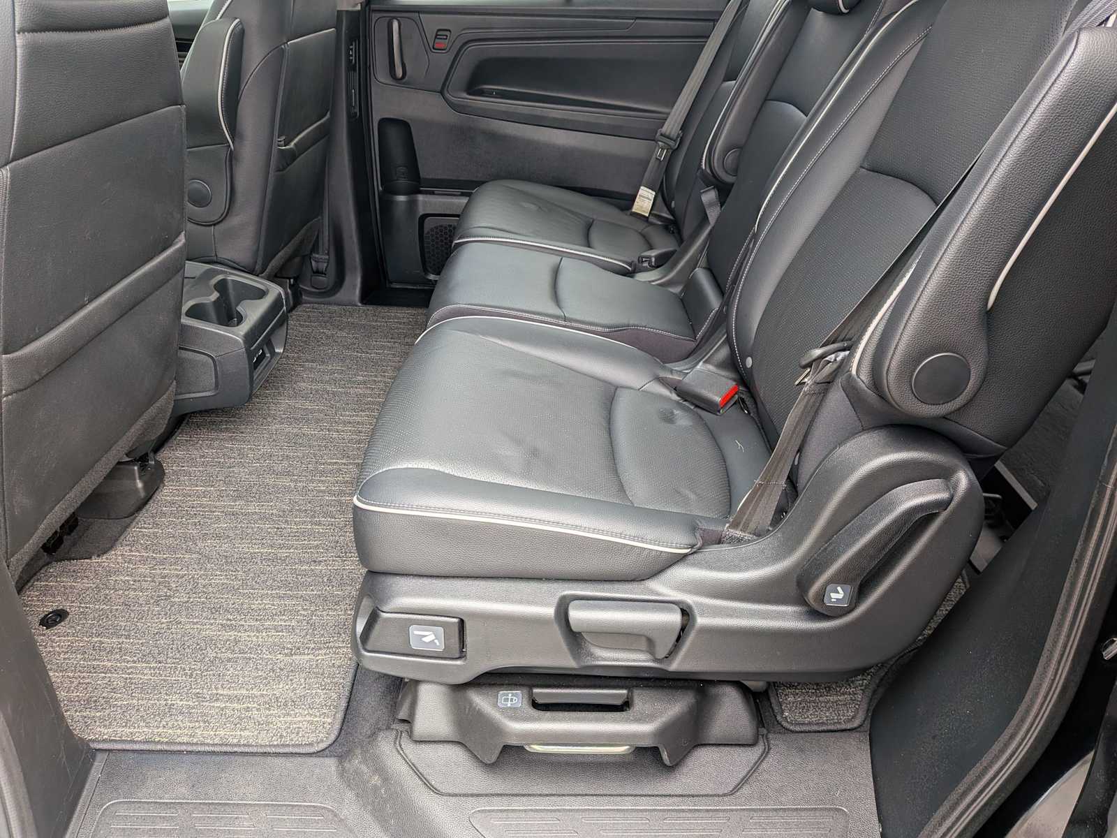 Thumbnail: 2023 Honda Odyssey - 19