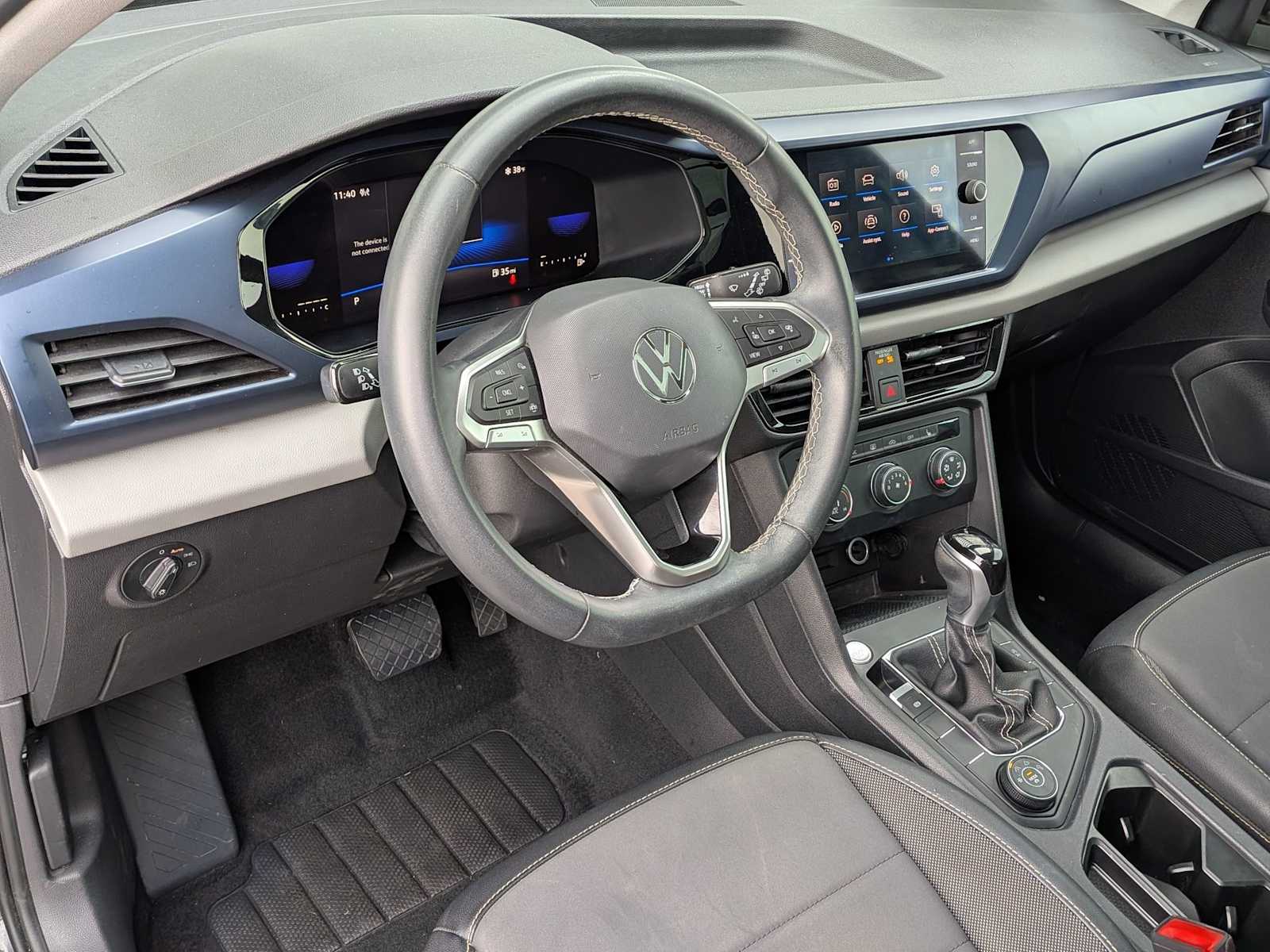 Thumbnail: 2022 Volkswagen Taos - 2