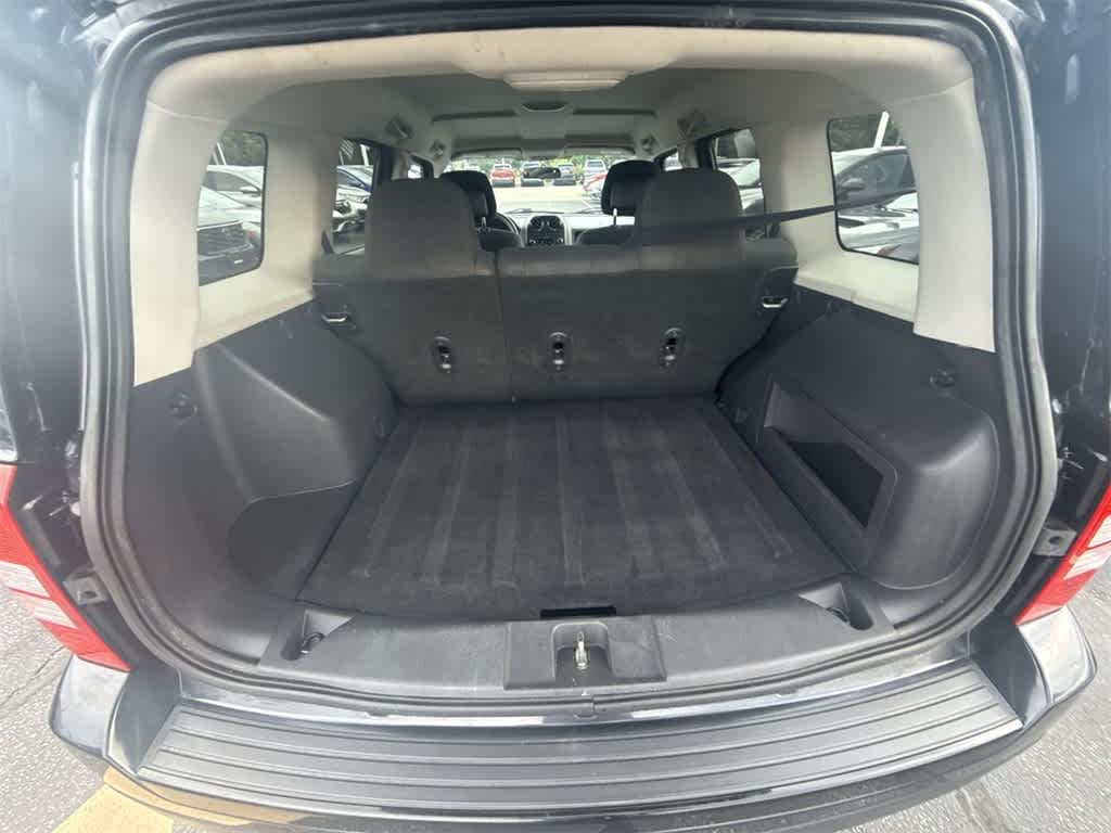 Thumbnail: 2014 Jeep Patriot - 30