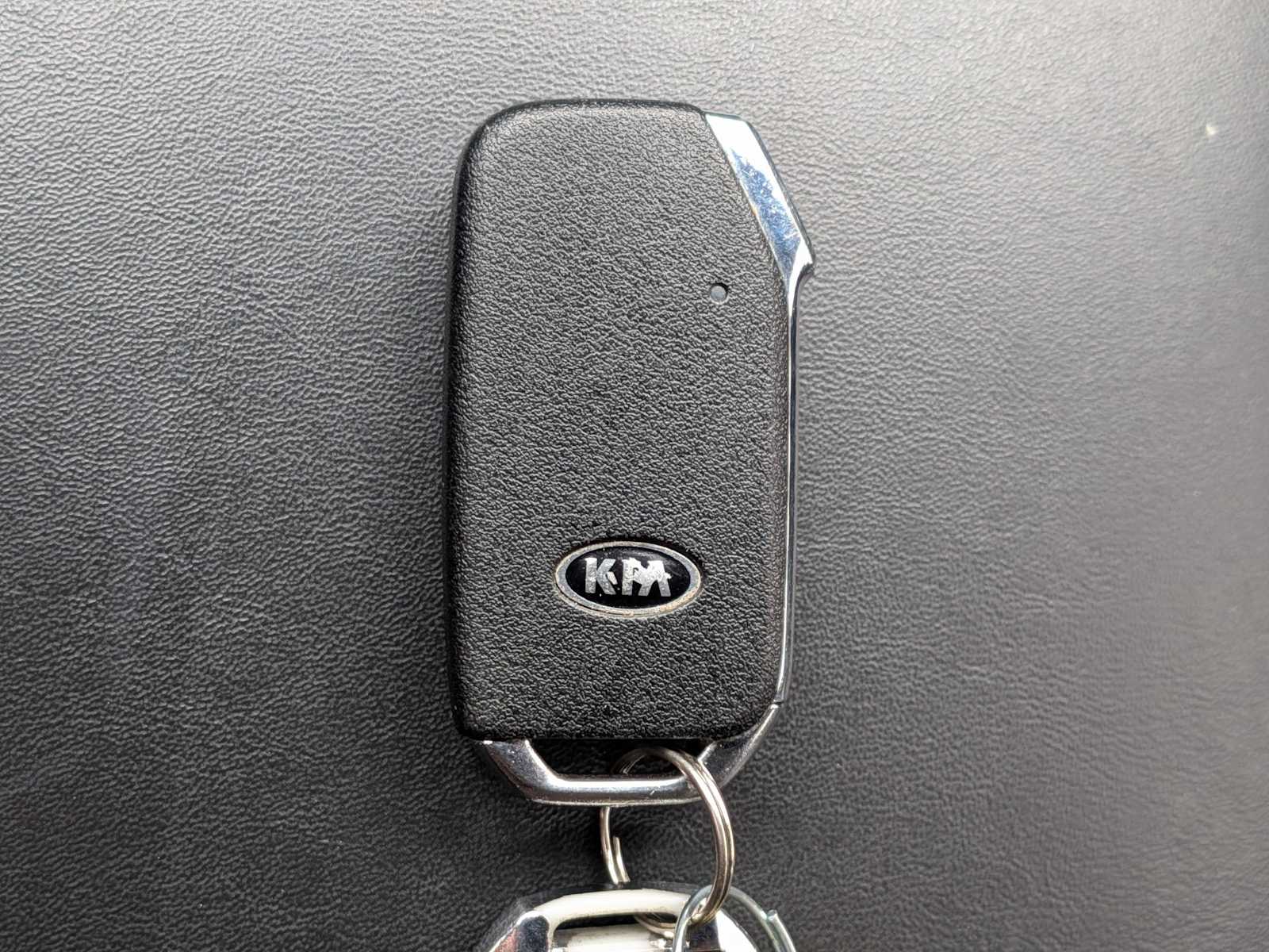 Thumbnail: 2020 Kia Telluride - 30