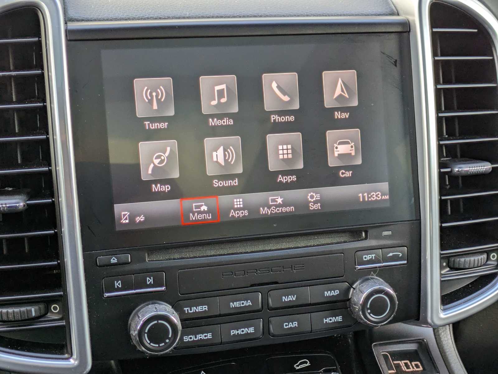 Thumbnail: 2017 Porsche Cayenne - 27