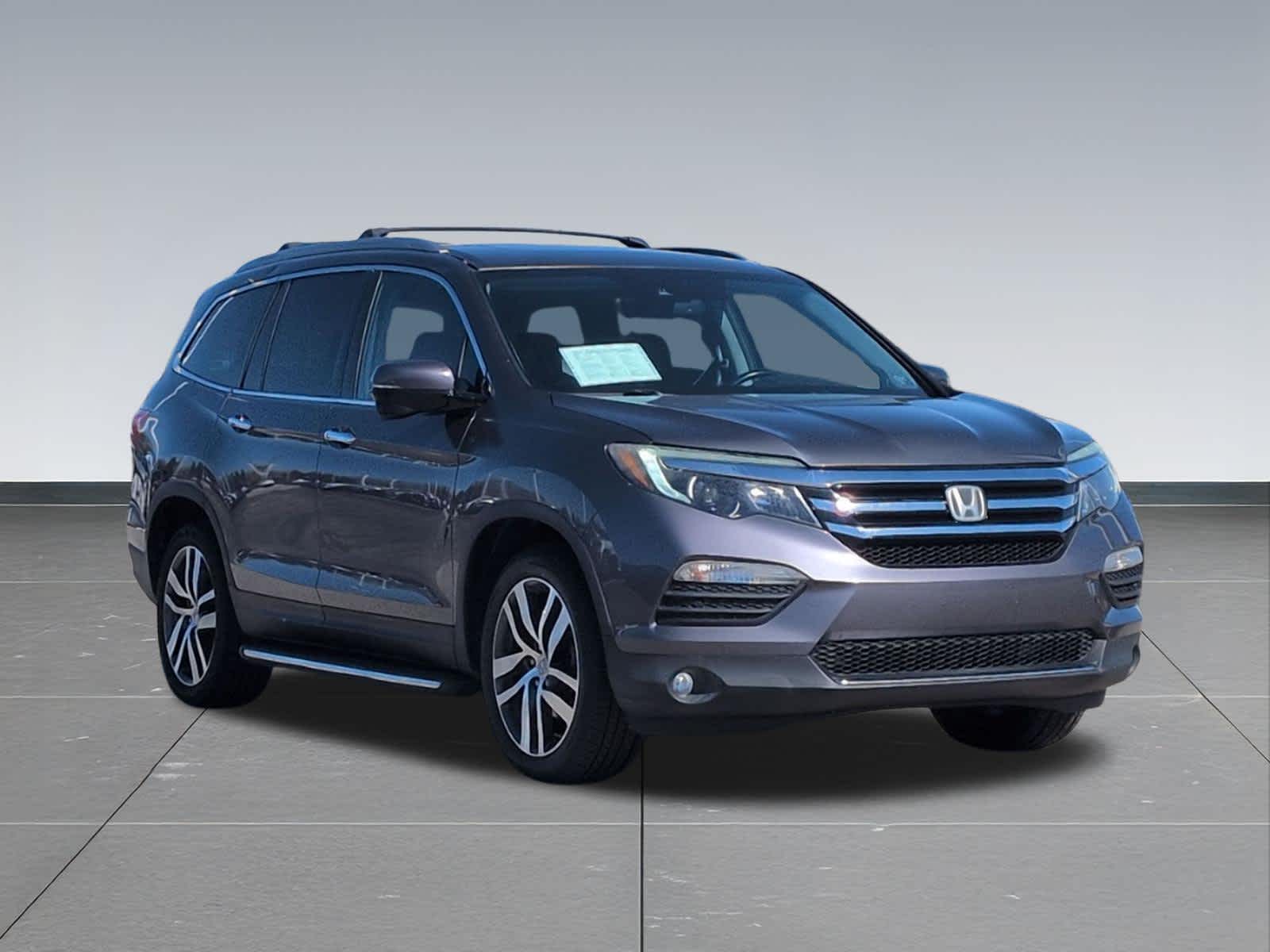 Thumbnail: 2016 Honda Pilot - 8