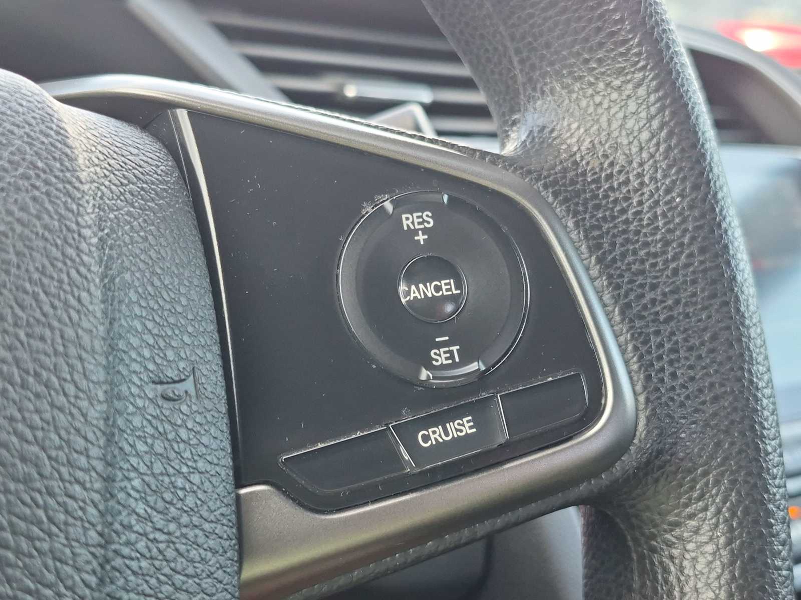 2018 Honda Civic Hatchback EX - Photo 24