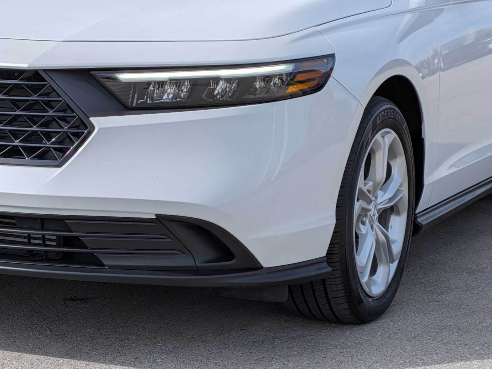 Thumbnail: 2023 Honda Accord - 10