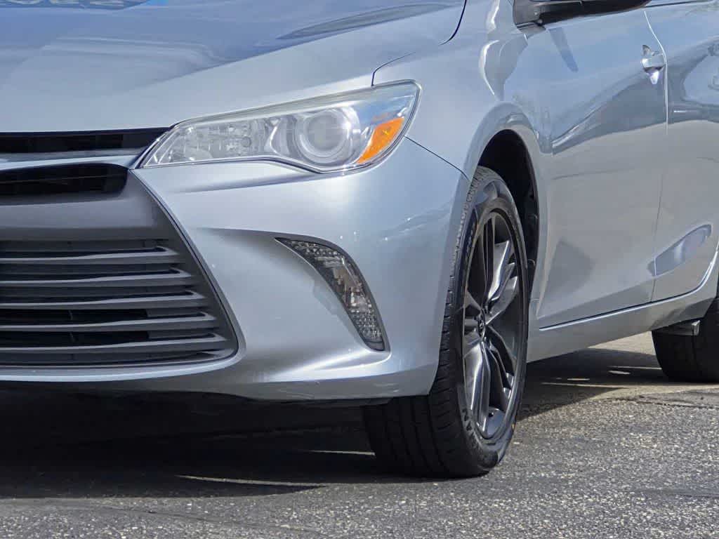 Thumbnail: 2017 Toyota Camry - 14
