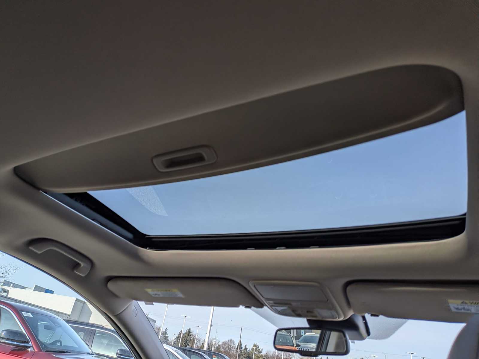 Thumbnail: 2017 Honda Odyssey - 20