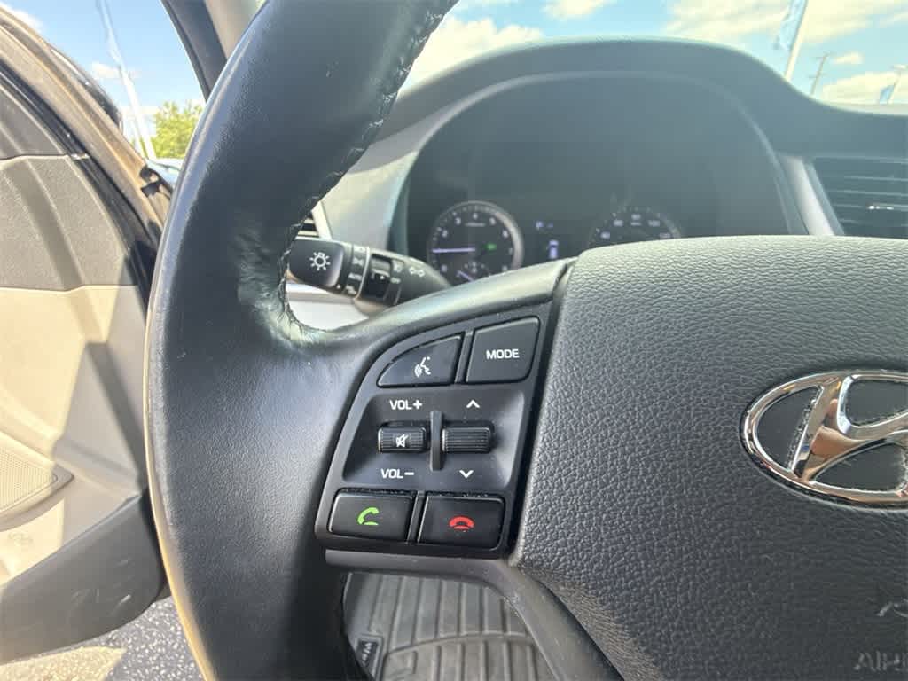 Thumbnail: 2016 Hyundai Tucson - 22