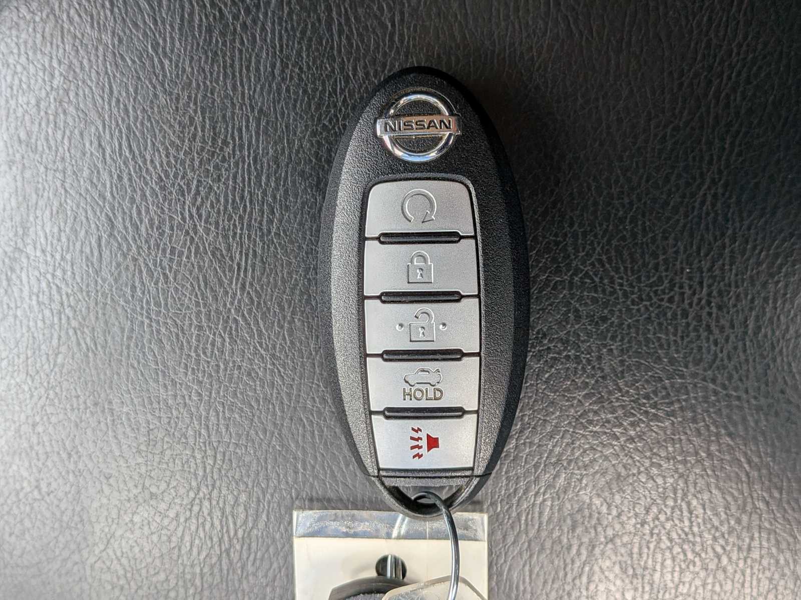 Thumbnail: 2016 Nissan Altima - 31