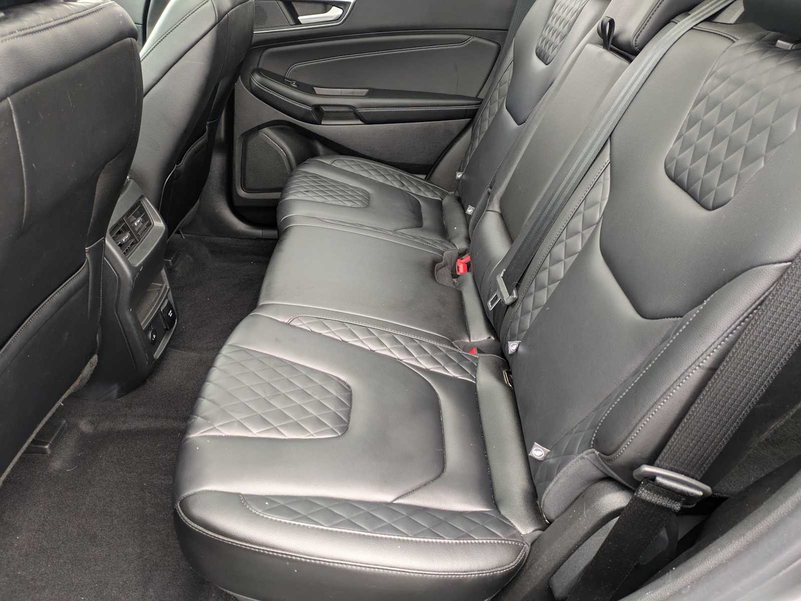 Thumbnail: 2023 Ford Edge - 19