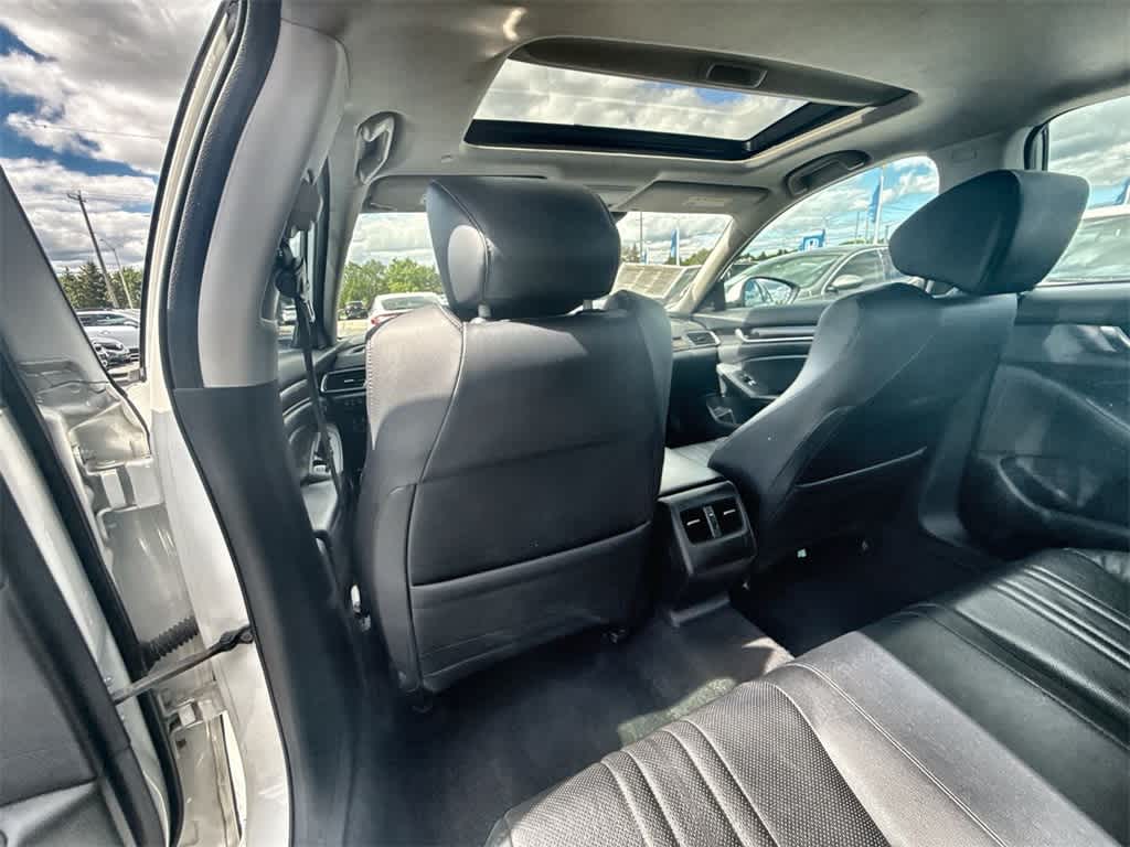 2018 Honda Accord Touring 17
