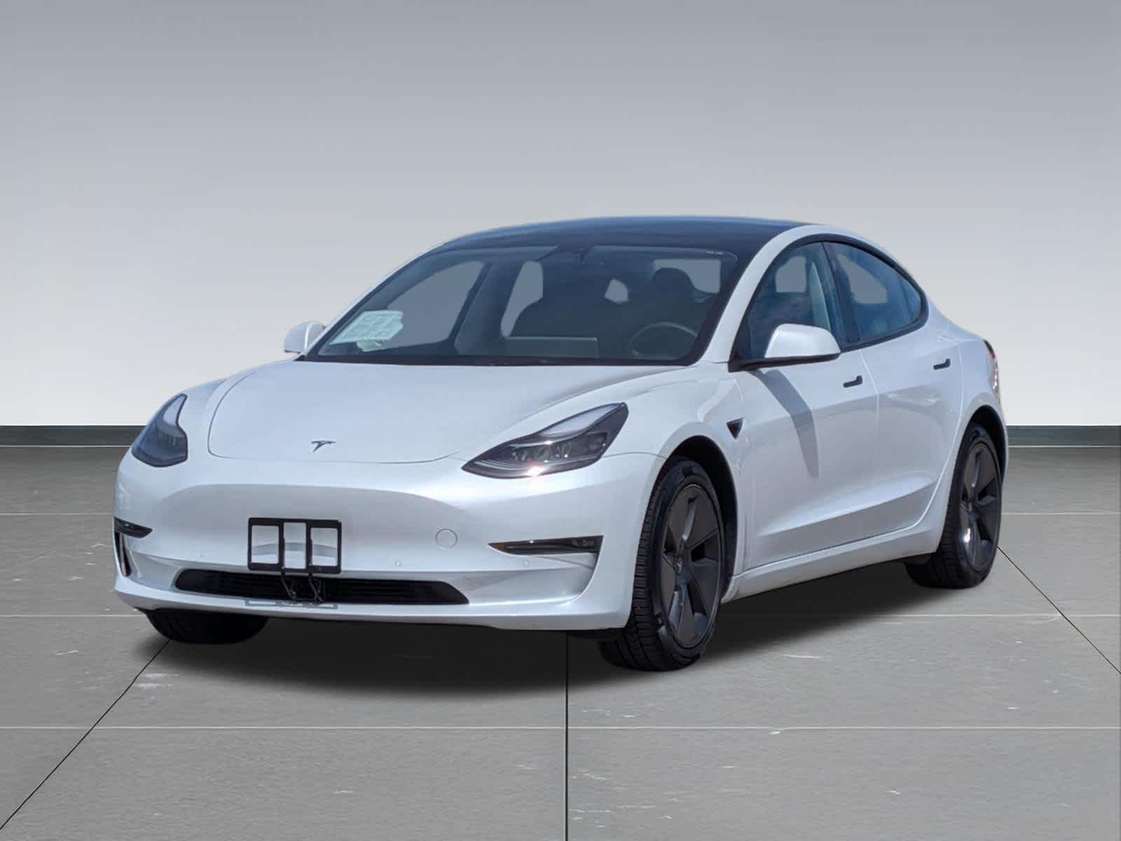Thumbnail: 2022 Tesla Model 3 - 9