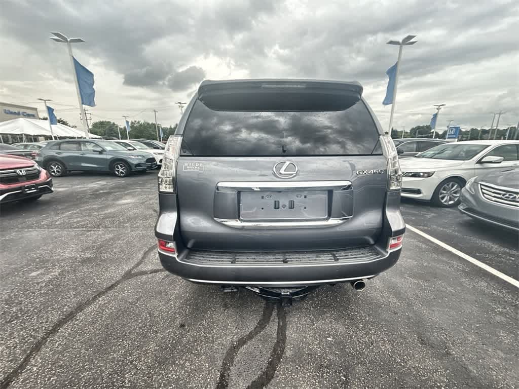 Thumbnail: 2016 Lexus GX - 5
