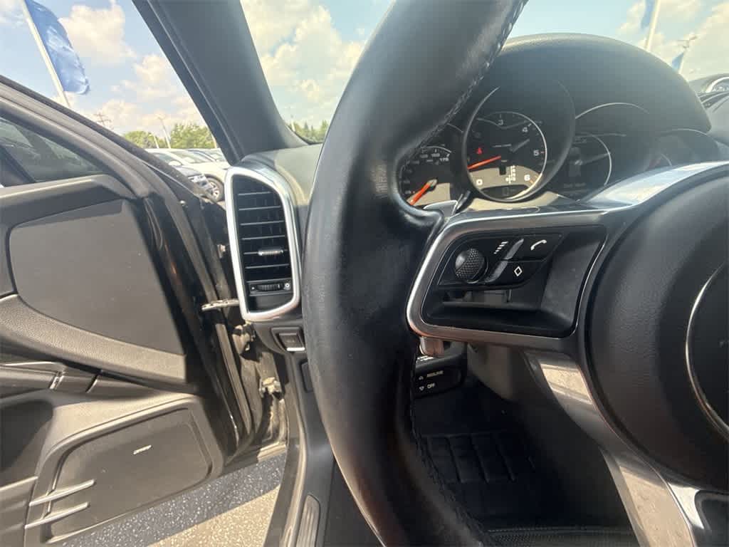 Thumbnail: 2015 Porsche Cayenne - 23