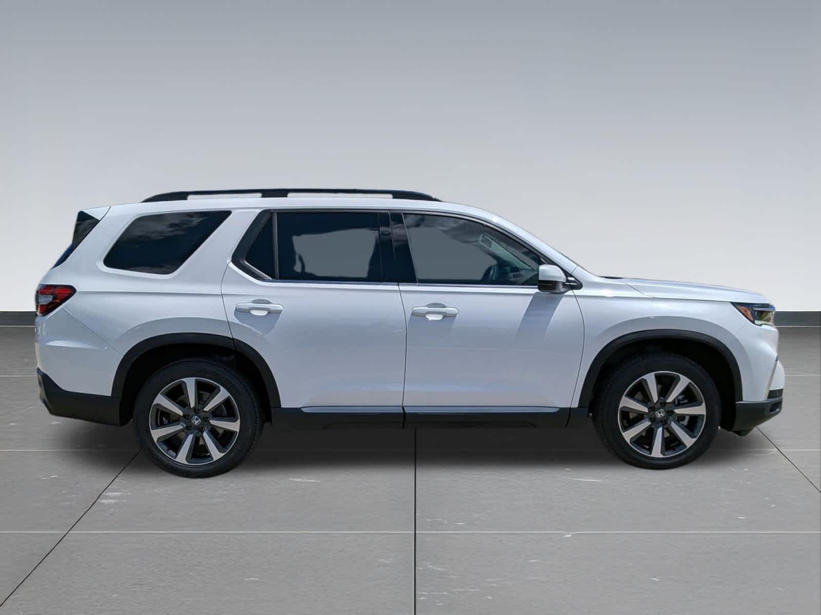 Thumbnail: 2025 Honda Pilot - 5