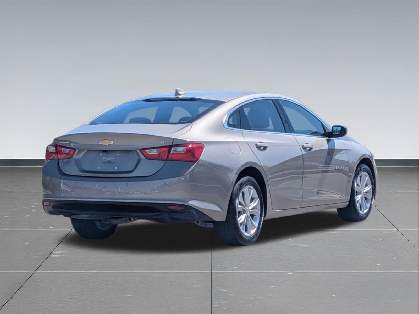 Thumbnail: 2024 Chevrolet Malibu - 5