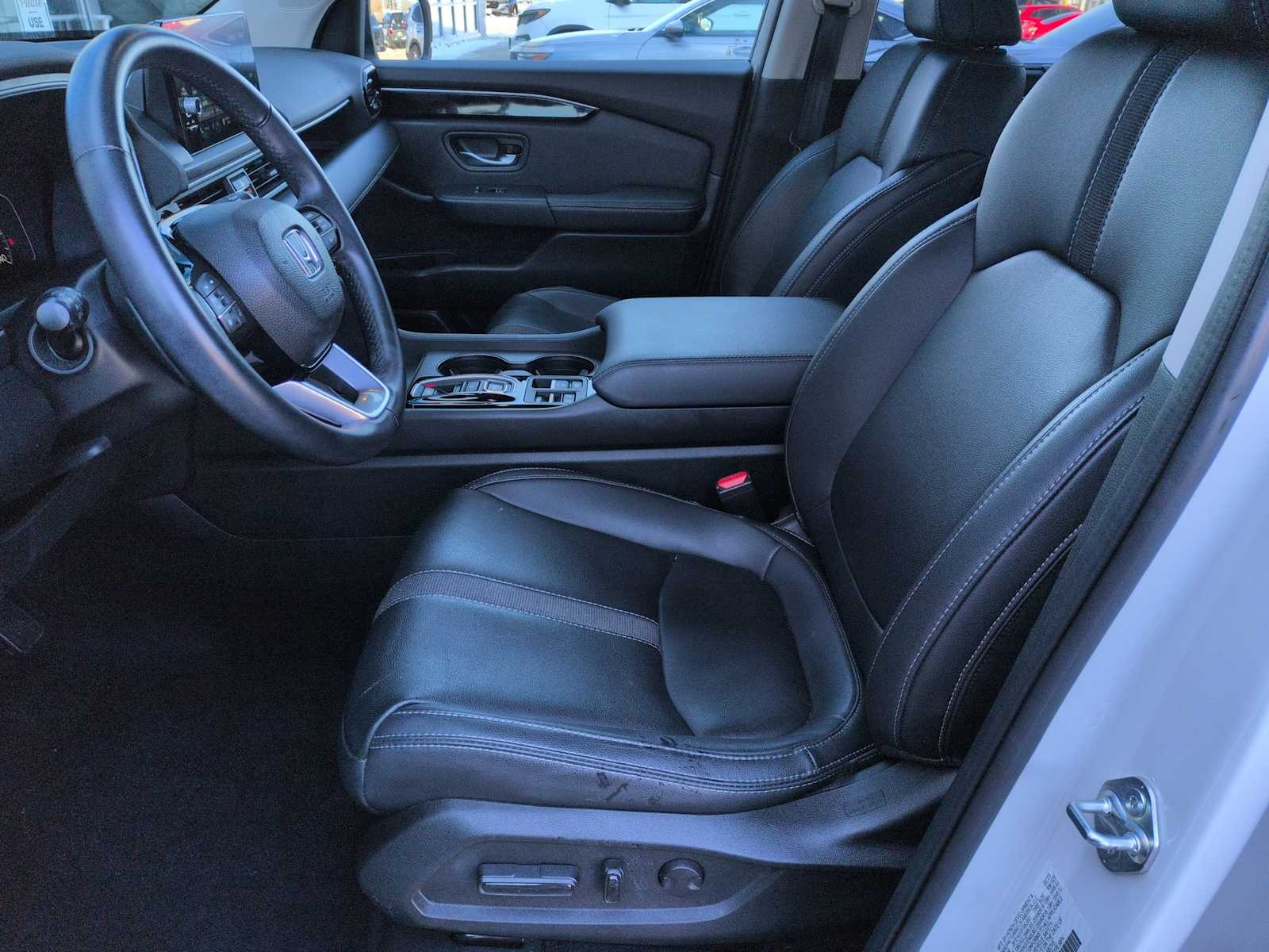 Thumbnail: 2023 Honda Pilot - 16