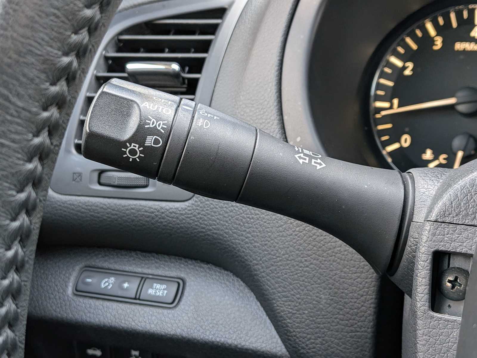 Thumbnail: 2016 Nissan Altima - 26