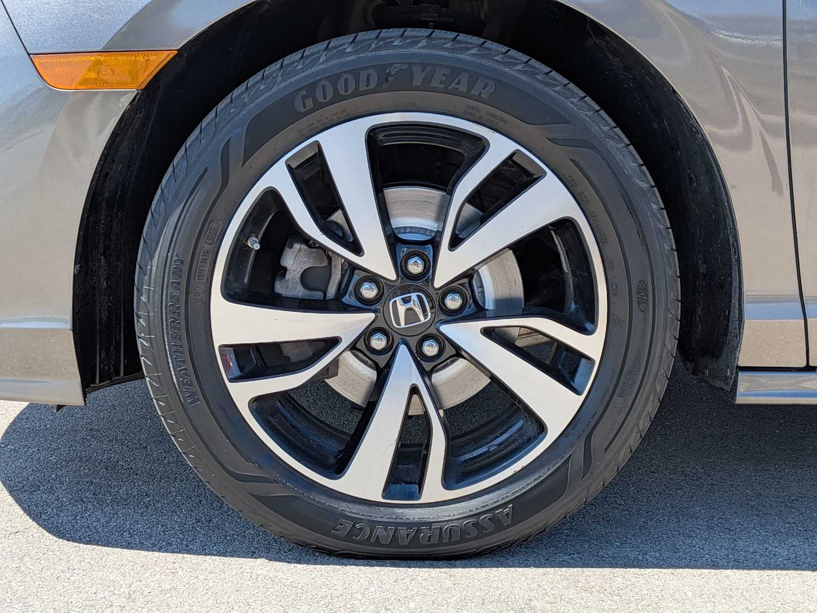 Thumbnail: 2020 Honda Odyssey - 13