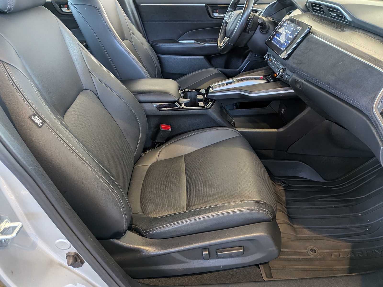 Thumbnail: 2018 Honda Clarity - 19