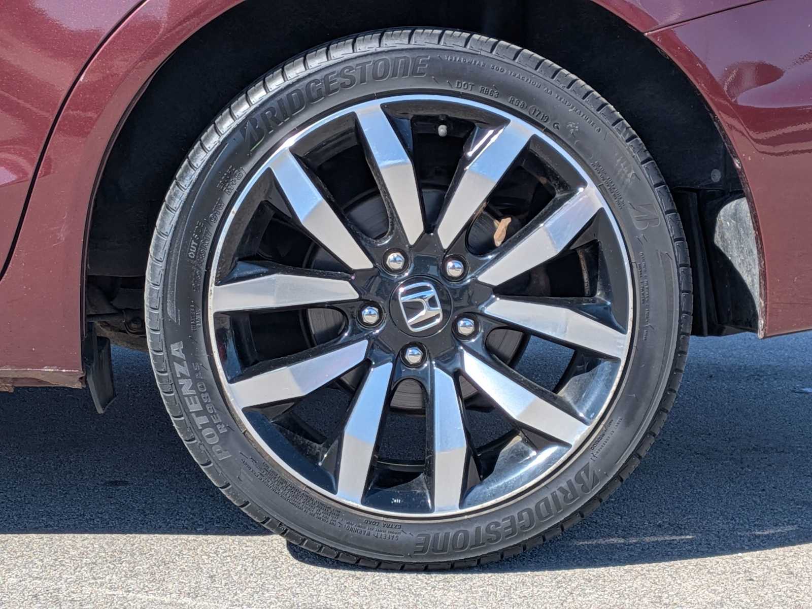 Thumbnail: 2015 Honda Civic - 13