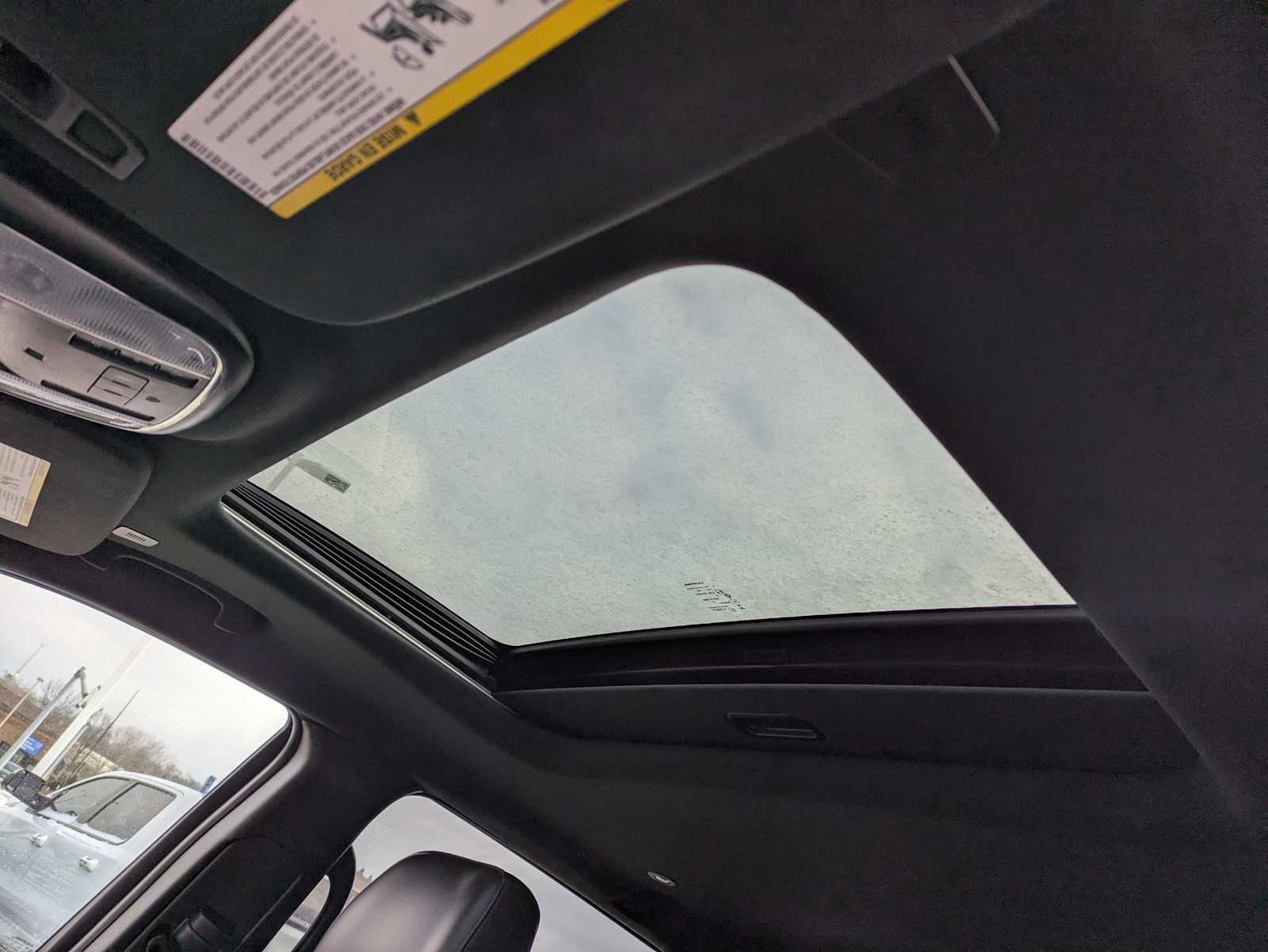 Thumbnail: 2020 Jeep Grand Cherokee - 17