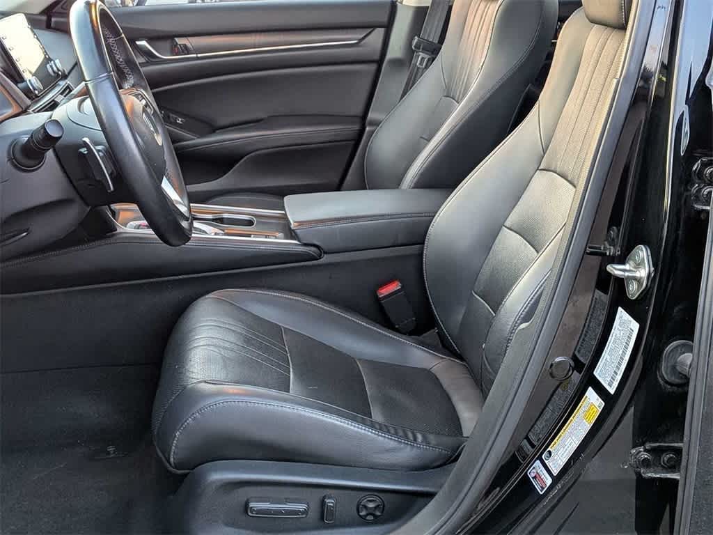 Thumbnail: 2018 Honda Accord - 16