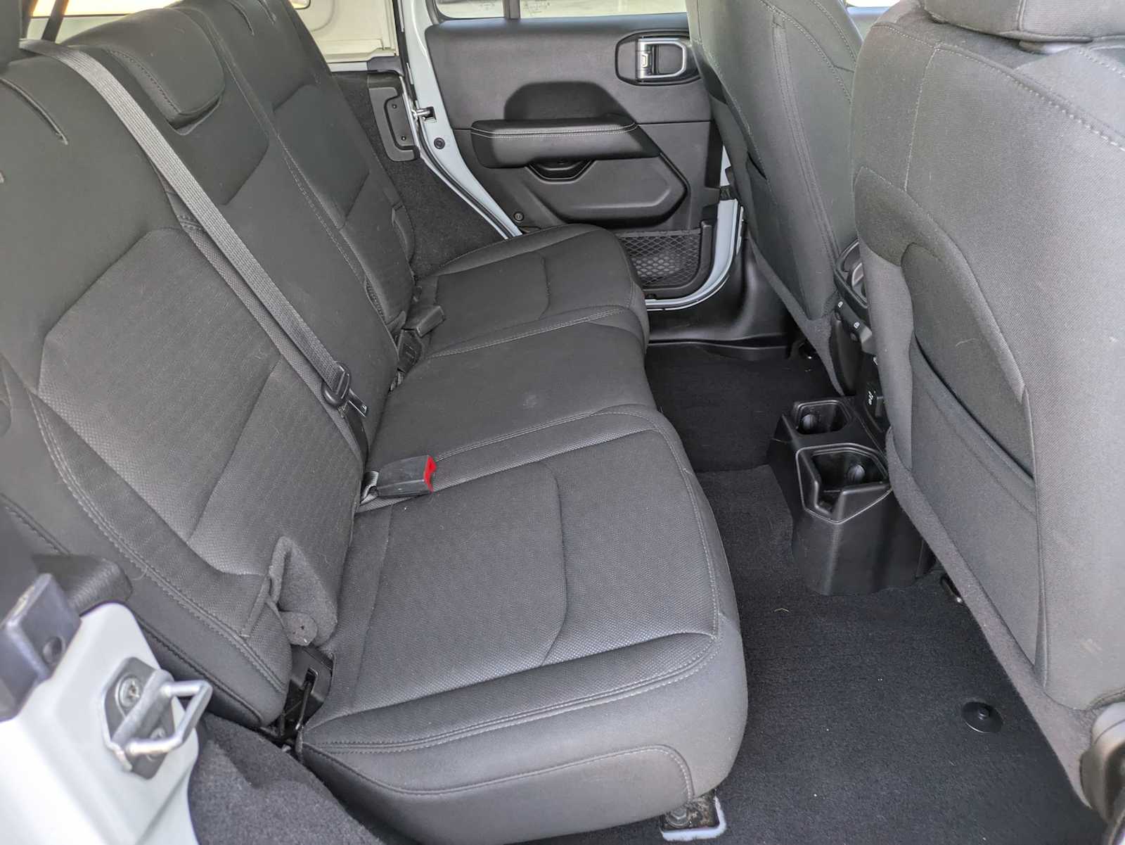 Thumbnail: 2020 Jeep Wrangler - 17