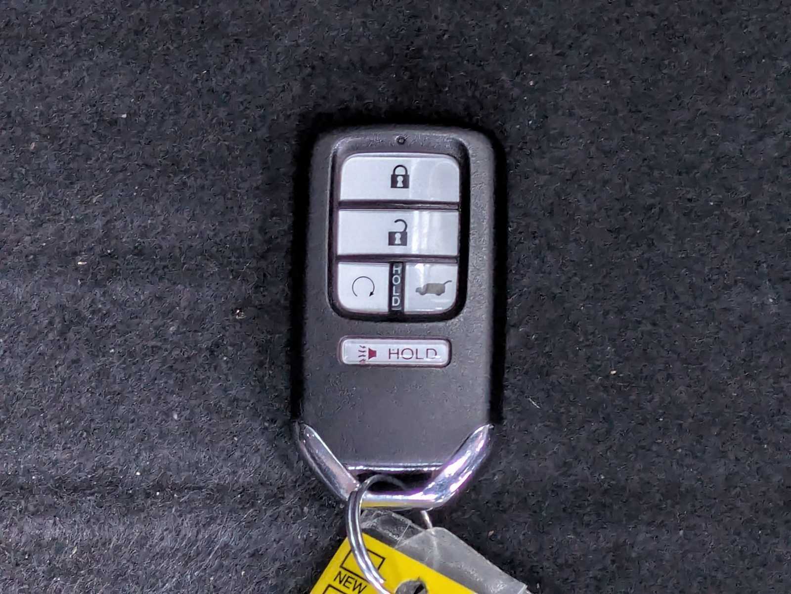 Thumbnail: 2017 Honda Pilot - 34