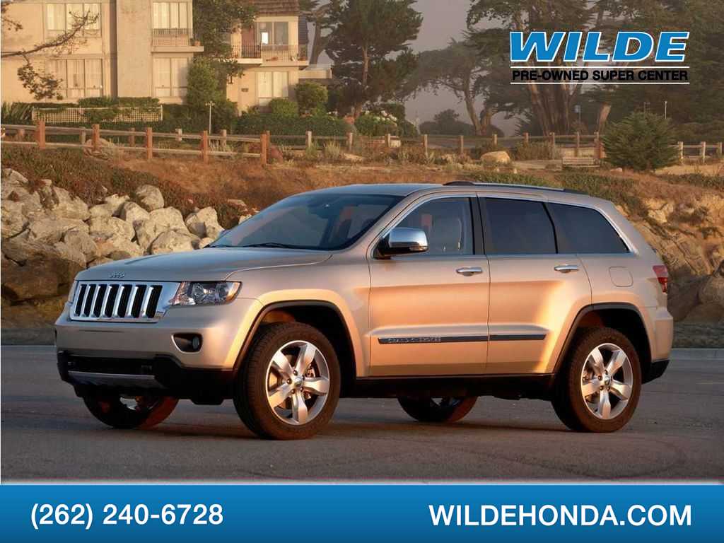 2012 Jeep Grand Cherokee Laredo 4WD's photo