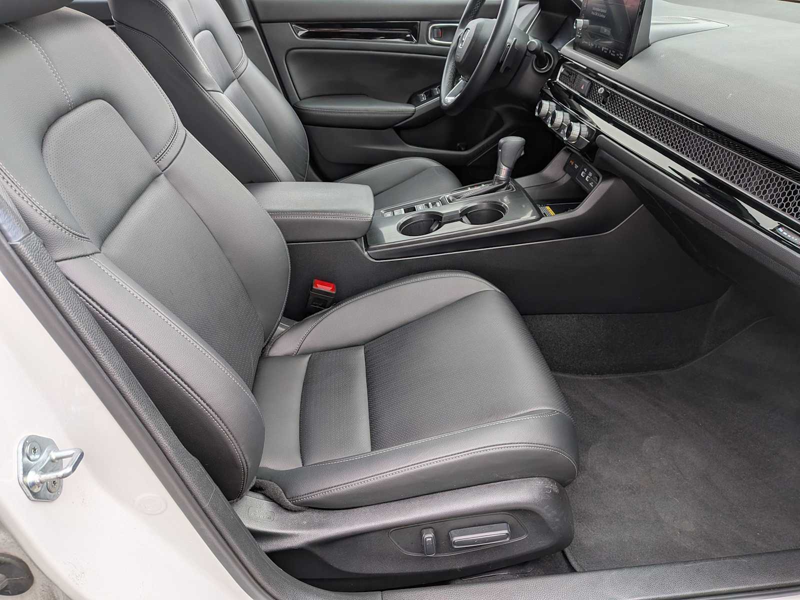 Thumbnail: 2024 Honda Civic - 21