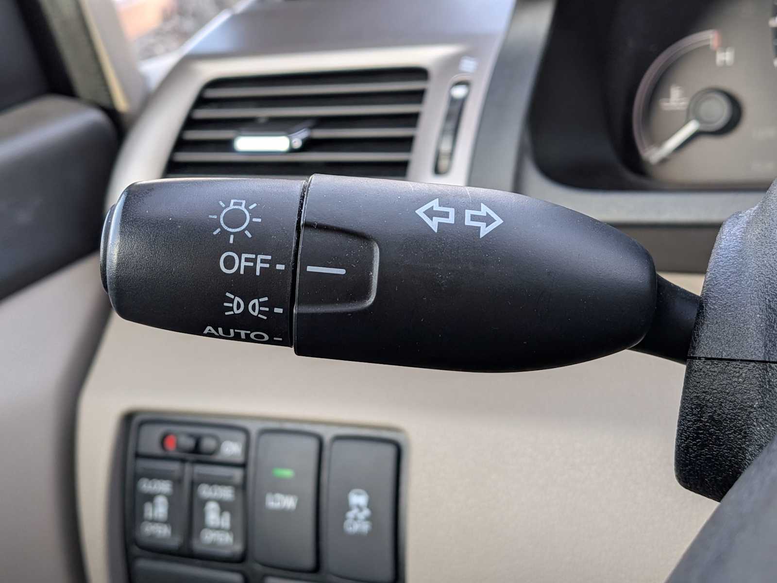 Thumbnail: 2017 Honda Odyssey - 26