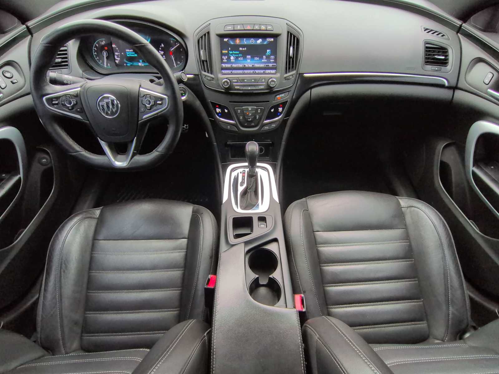Thumbnail: 2017 Buick Regal - 16